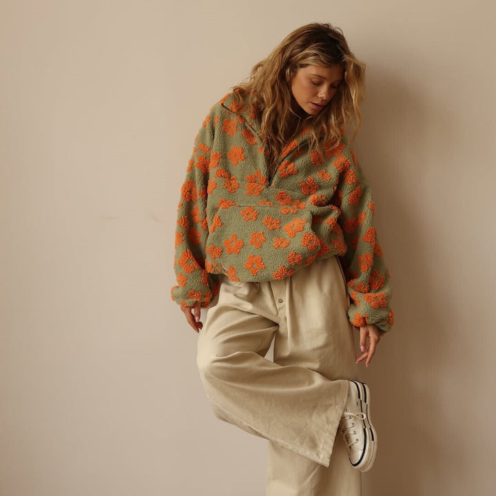 Vivian – The Cozy Floral Fleece