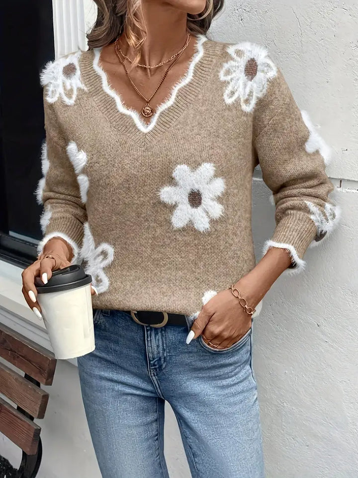 Elodie – Soft Bloom Sweater